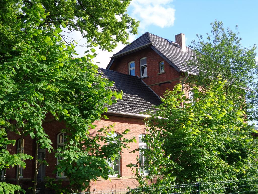 Bahnhof Droyssig - Uebernachten Im Denkmal Номер фото